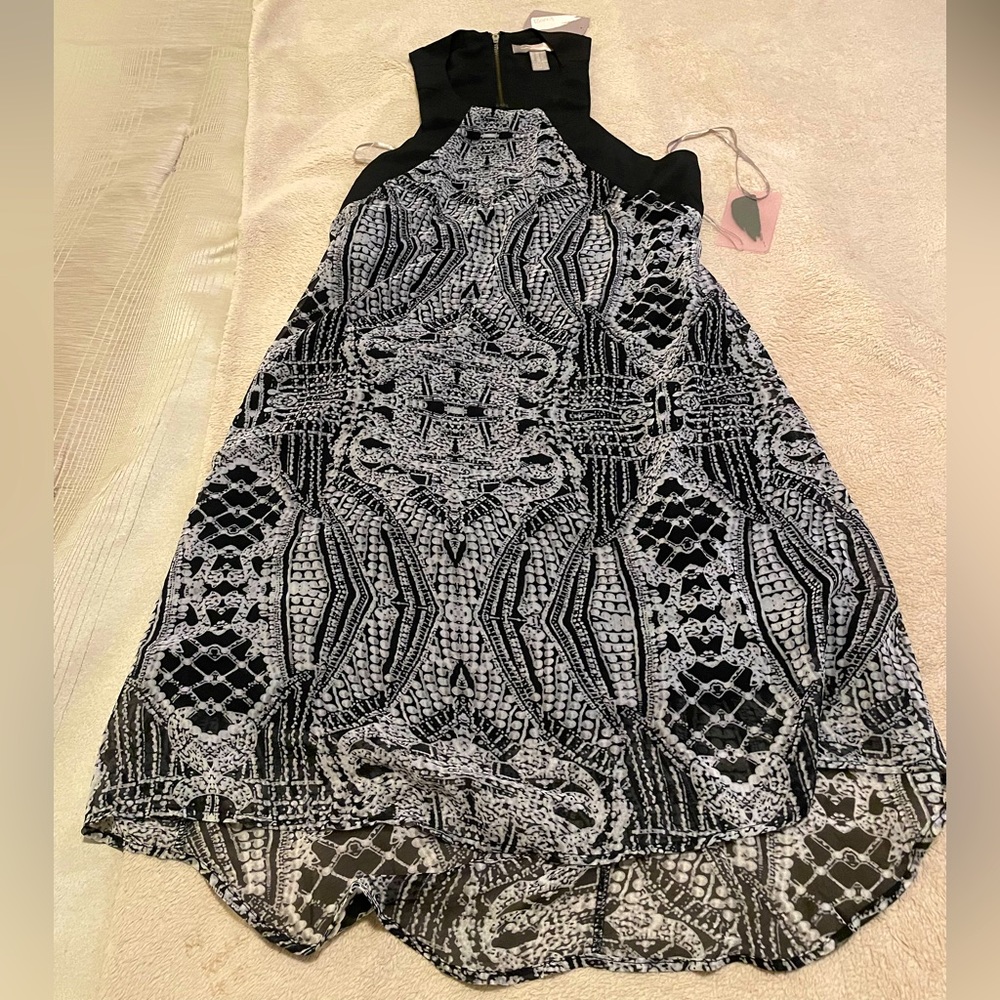 Brand New With Tags Black & White Geometrical A-line Forever 21 Dress in Size XS